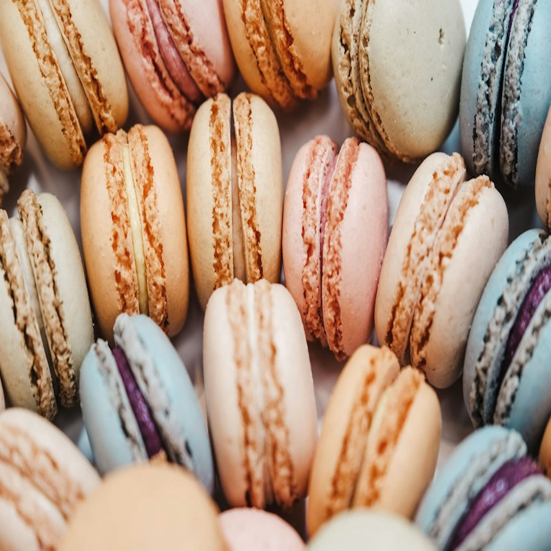 Golden Tin Luxury Assorted Macarons Box